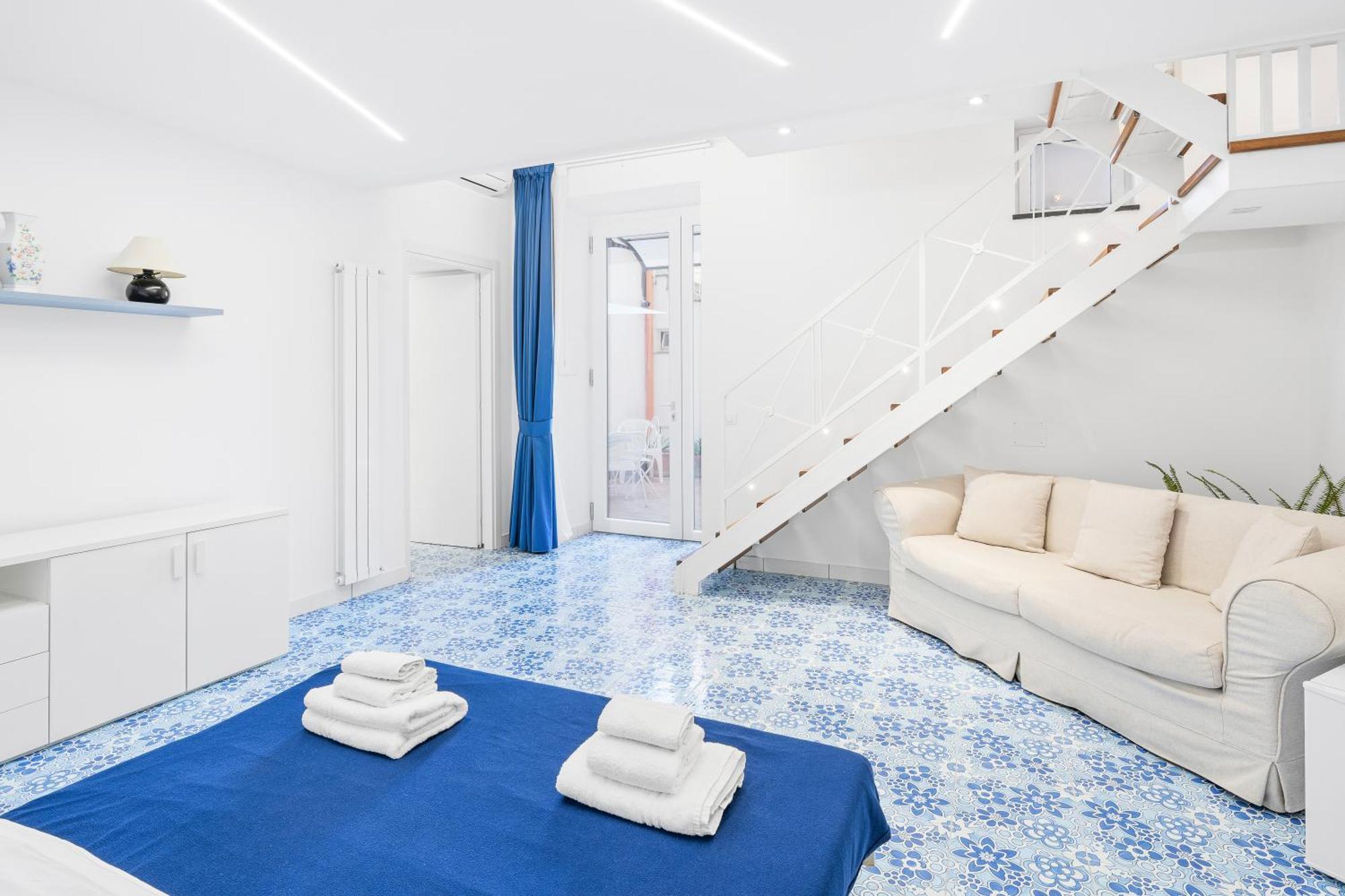 Luxe Minimal Duplex, Amalfi Coast - Airhome Vico Equense Exterior foto